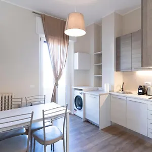 Via Torino 1 Appartement