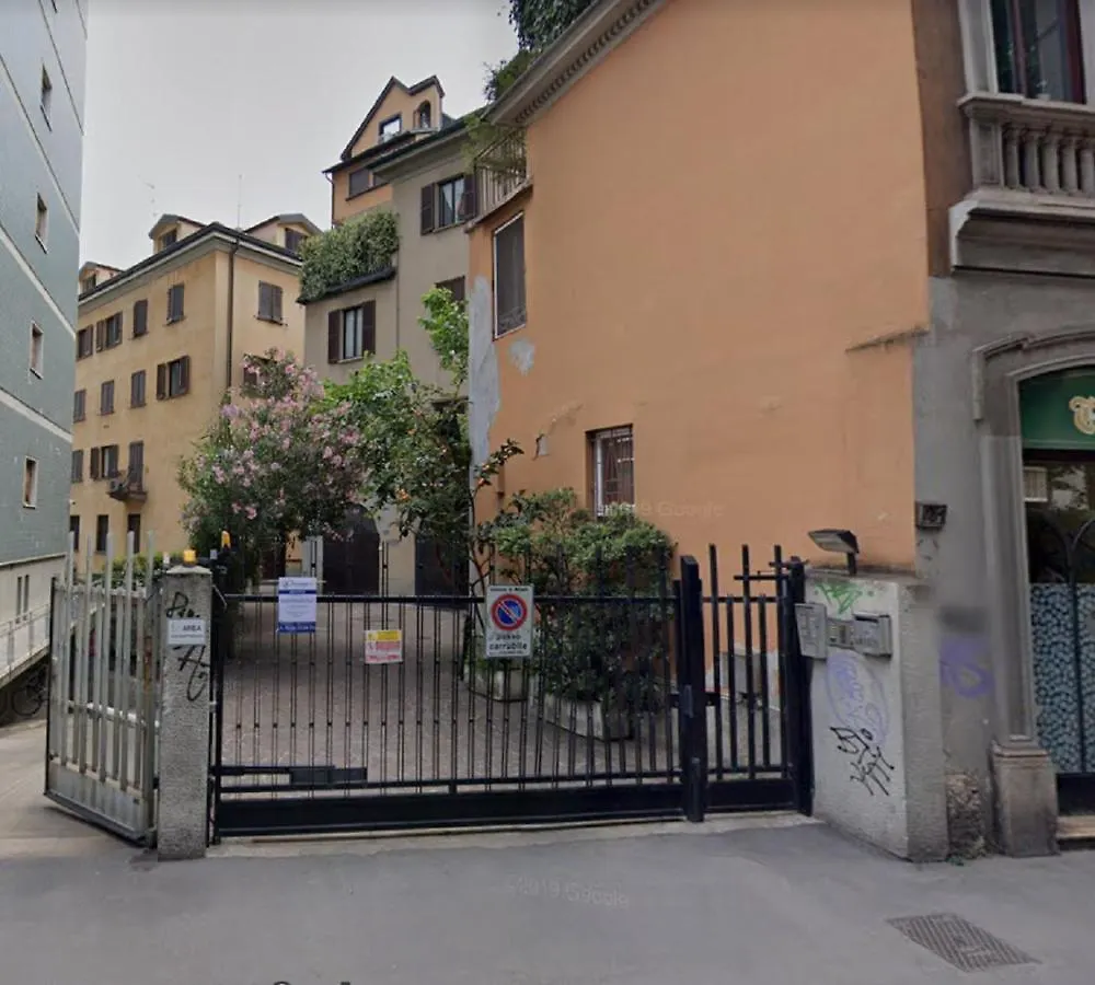 Best Way Rent - Bellissimo Loft A Porta Romana Milan 0*,  Italy